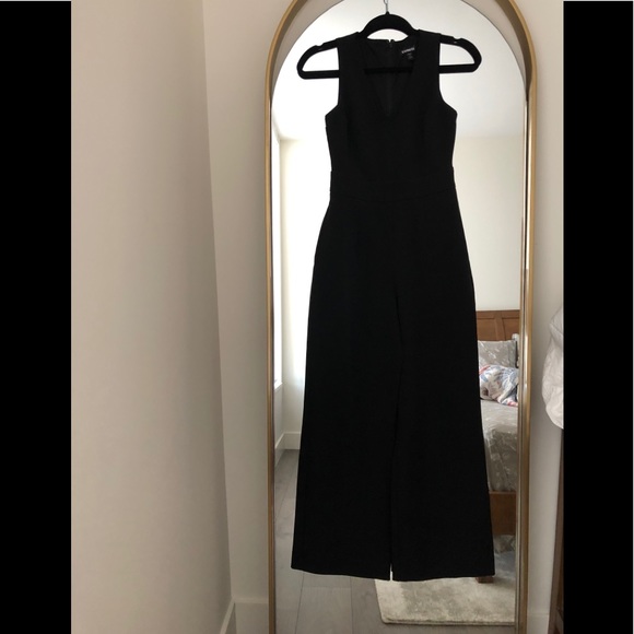 *SOLD* NWOT Express Mesh V-Neck Jumpsuit in Black - Picture 3 of 4